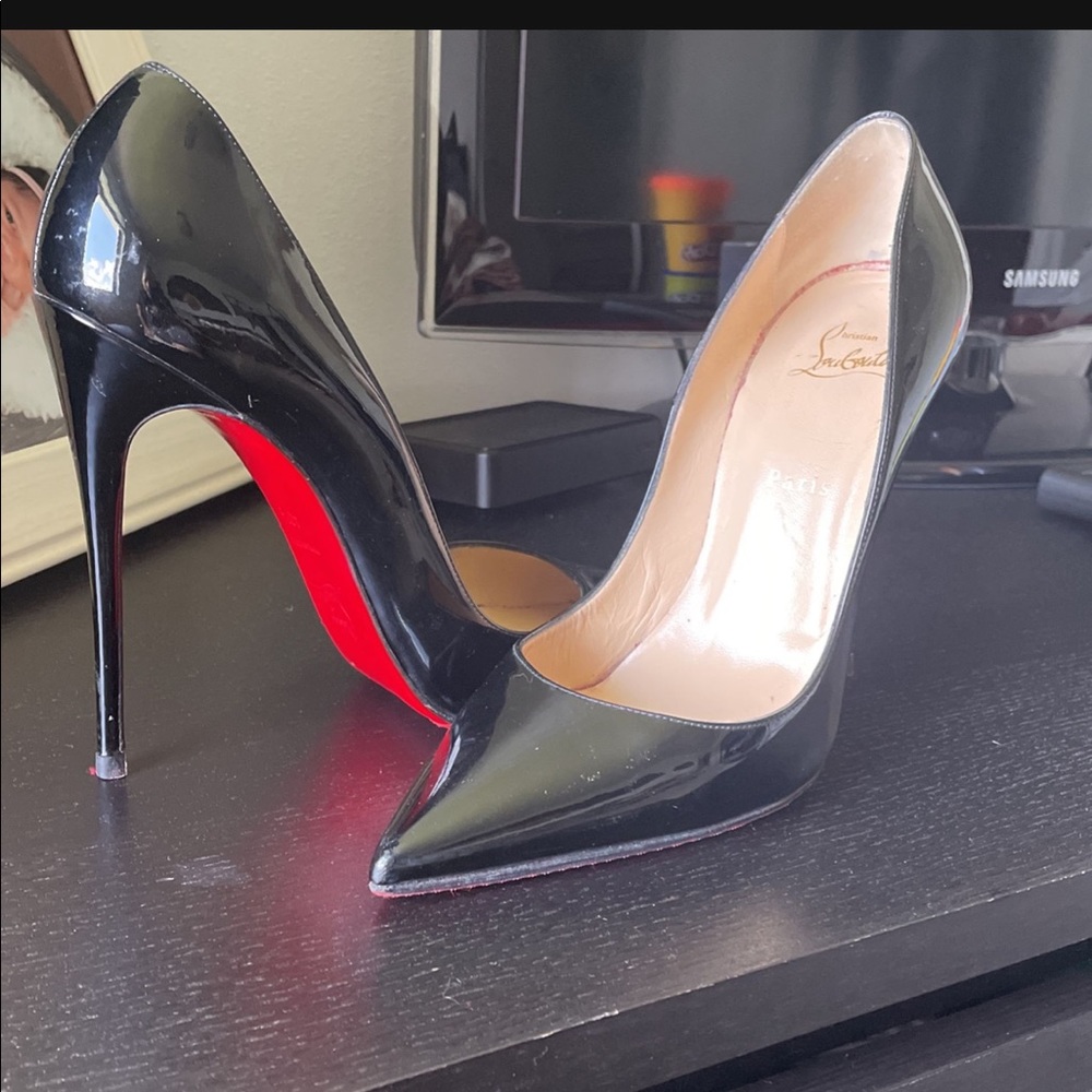 Christian Louboutin SO KATE BLACK PUMPS